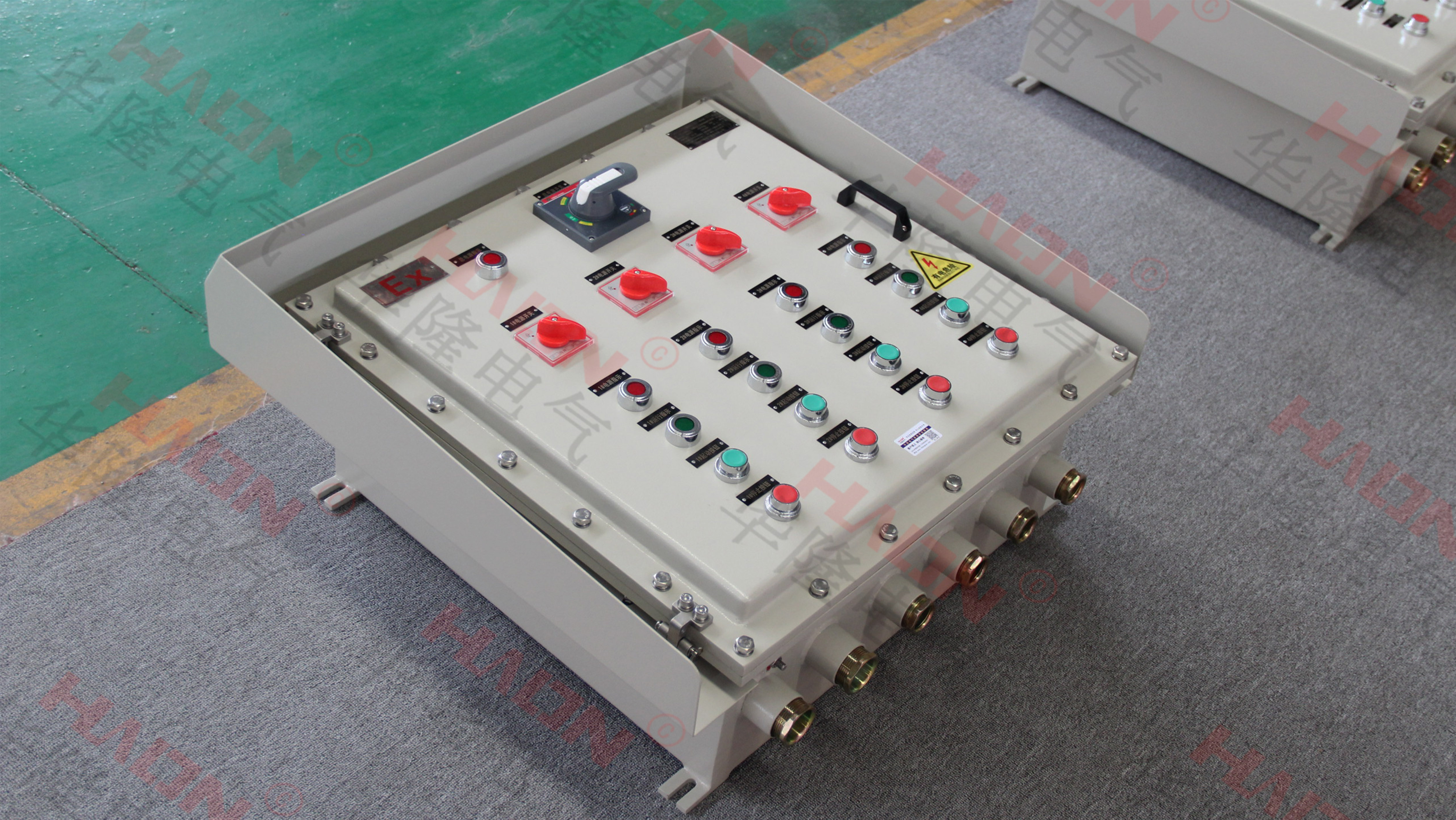 防爆配电箱如何选择材质